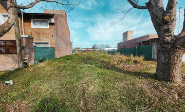 Terreno de oportunidad en Fisherton, a metros de Av. Newbery