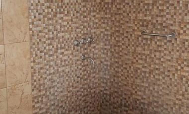 Casa y departamentos en venta - 6 Dormitorios 6 Baños - Cochera - 375Mts2 - Batan