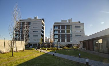 Venta departamento de 3 dormitorios en Condominios Botania Seguridad y Amenities