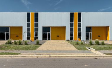 Galpones industriales en Ciudad Industria, Funes