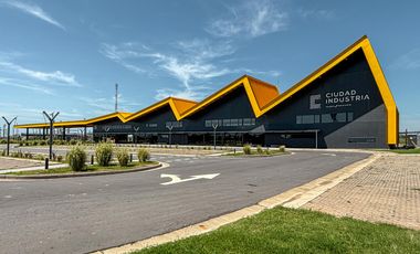 Galpones industriales en Ciudad Industria, Funes