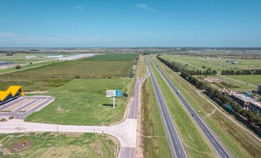 Galpones industriales en Ciudad Industria, Funes