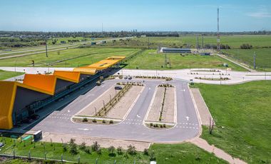 Galpones industriales en Ciudad Industria, Funes