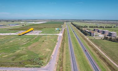 Galpones industriales en Ciudad Industria, Funes