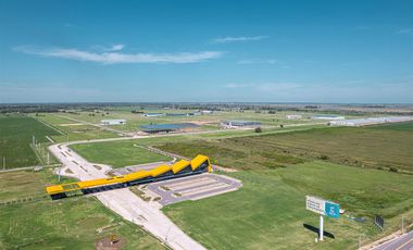 Galpones industriales en Ciudad Industria, Funes