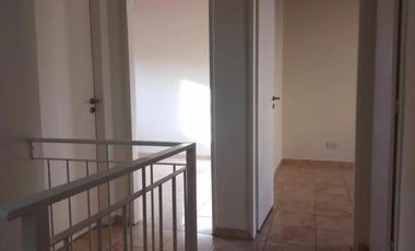 Dúplex en venta - 3 Dormitorios 2 Baños - Ezpeleta