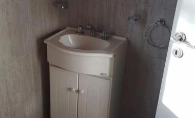 Dúplex en venta - 3 Dormitorios 2 Baños - Ezpeleta