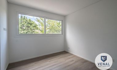 Casa Venta 4 amb 3 dorm a estrenar pileta y Gas en complejo cerrado Villa Elvira, Gral. Pacheco