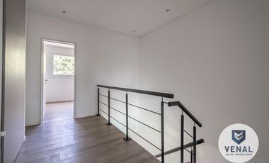 Casa Venta 4 amb 3 dorm a estrenar pileta y Gas en complejo cerrado Villa Elvira, Gral. Pacheco