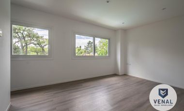Casa Venta 4 amb 3 dorm a estrenar pileta y Gas en complejo cerrado Villa Elvira, Gral. Pacheco