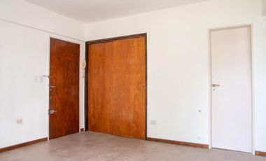 Departamento en venta - 2 Dormitorios 1 Baño - 45Mts2 - Ezpeleta, Quilmes