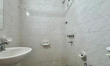 Casa en venta - 2 Dormitorios 1 Baño - 59mts2 - Chivilcoy