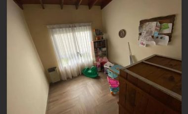 Casa en venta - 4 Dormitorios 2 Baños - Cocheras - 372Mts2 - Campana