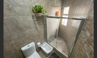 Casa en venta - 4 Dormitorios 2 Baños - Cocheras - 372Mts2 - Campana