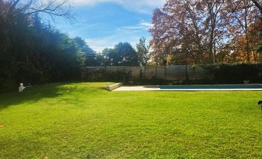 Excelente Casa en alquiler en el barrio Privado San Isidro Chico