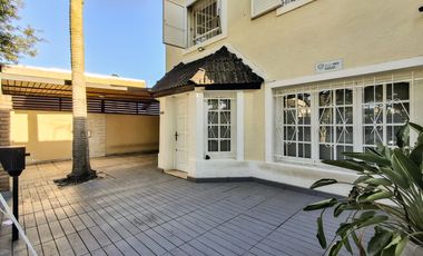 VENTA - Casa de 4 dormitorios con pileta. Baigorria.