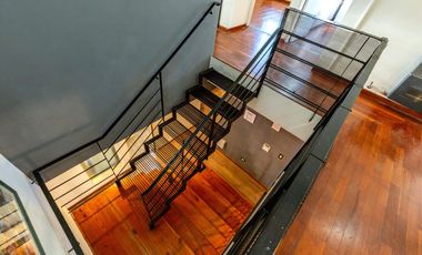 VENTA - Casa de 4 dormitorios con pileta. Baigorria.