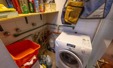 VENTA - Casa de 4 dormitorios con pileta. Baigorria.