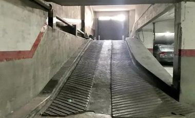 Cochera en venta - 12mts2 - Martínez, San Isidro