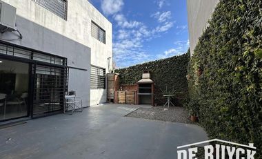 Casa moderna de 4 ambientes