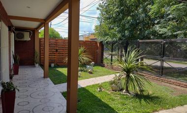 Casa en venta - 2 Dormitorios 1 Baño - Del Viso