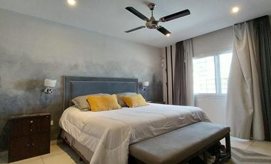 Casa 4D en Venta, San Martin al 3800