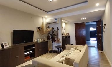 Casa 4D en Venta, San Martin al 3800