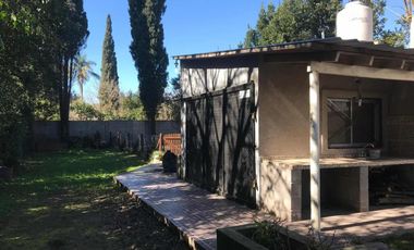 Casa en venta - 2 Dormitorios 2 Baños - San Miguel del Monte