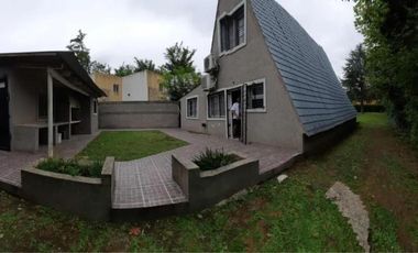 Casa en venta - 2 Dormitorios 2 Baños - San Miguel del Monte