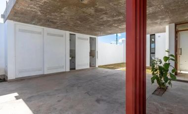 Casa en venta - 3 Dormitorios 2 Baños - Gorina