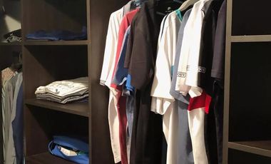 Casa en venta - 4 Dormitorios 5 Baños - Cocheras - 330Mts2 - Escobar