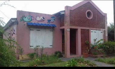 Casa en venta - 2 Dormitorios 2 Baños - 404Mts2 - Pedernales