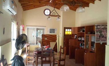 Casa en venta - 2 Dormitorios 2 Baños - 404Mts2 - Pedernales