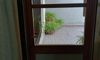 Casa en venta - 3 Dormitorios 1 Baño - Cochera - Villa Regina, Río Negro