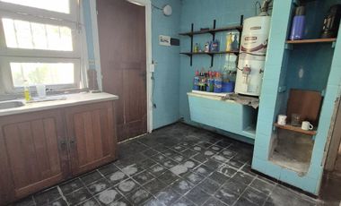 Casa en  Lomas de Zamora este