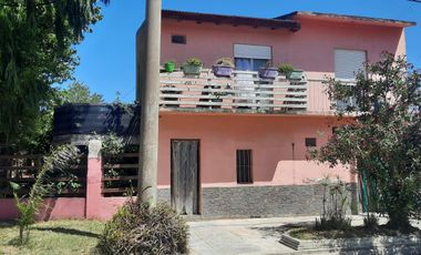 Casa en venta - 5 Dormitorios 3 Baños - 139Mts2 - San Clemente del Tuyú