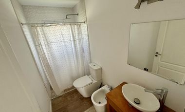 VENTA CASA SAN SEBASTIAN AREA 2 - 7 AMBIENTES AL GOLF