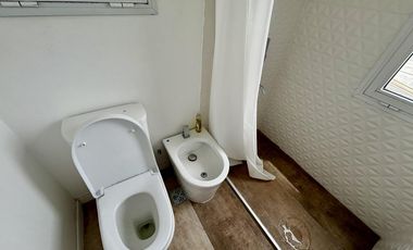 VENTA CASA SAN SEBASTIAN AREA 2 - 7 AMBIENTES AL GOLF