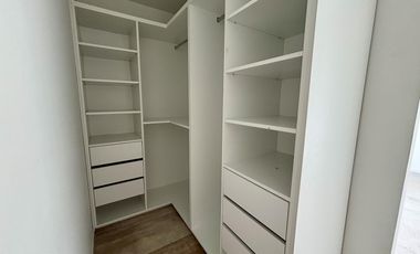 VENTA CASA SAN SEBASTIAN AREA 2 - 7 AMBIENTES AL GOLF