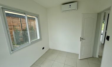 VENTA CASA SAN SEBASTIAN AREA 2 - 7 AMBIENTES AL GOLF