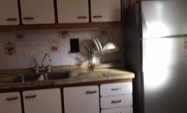 CASA EN VENTA CON EXCEPCIONAL PARQUE Y UBICACION EN CLUB DE CAMPO EL MORO, MARCOS PAZ