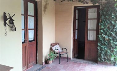 Casa en venta - 4 Dormitorios 2 Baños - Cocheras - 2.187Mts2 - San Pedro, Córdoba