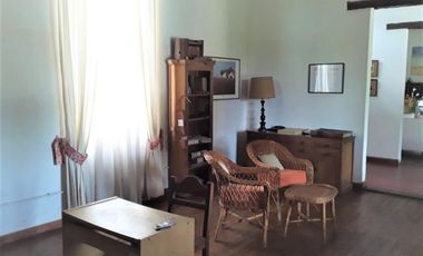 Casa en venta - 4 Dormitorios 2 Baños - Cocheras - 2.187Mts2 - San Pedro, Córdoba