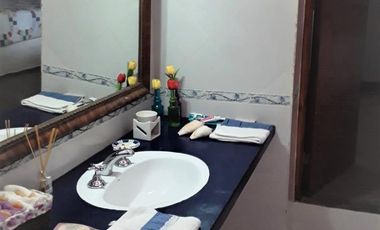 Casa en venta - 4 Dormitorios 2 Baños - Cocheras - 2.187Mts2 - San Pedro, Córdoba