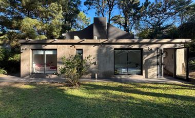 Casa en venta en carilo