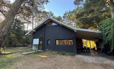 Casa en venta en carilo