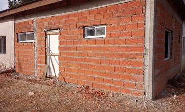 Casa en venta - 2 Dormitorios 2 Baños - Cochera - 495Mts2 - Nueva Atlantis