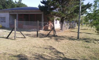 Casa en venta - 2 Dormitorios 2 Baños - Cochera - 495Mts2 - Nueva Atlantis