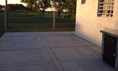 Casa en venta - 2 Dormitorios 2 Baños - Cochera - 495Mts2 - Nueva Atlantis