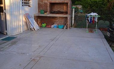 Casa en venta - 2 Dormitorios 2 Baños - Cochera - 495Mts2 - Nueva Atlantis